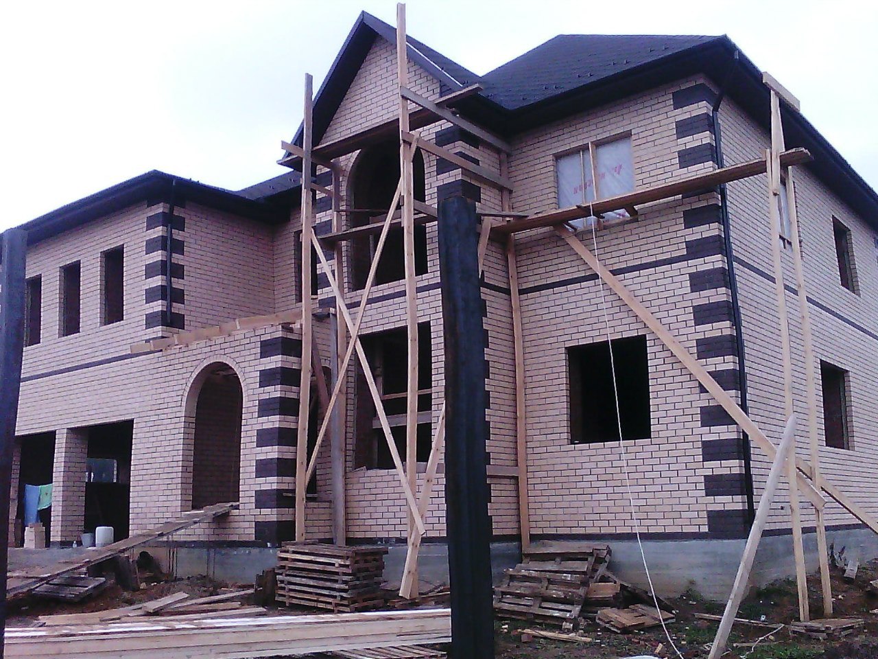 Строительство и проектирование домов под ключ Строительство домов под Екатеринбургом